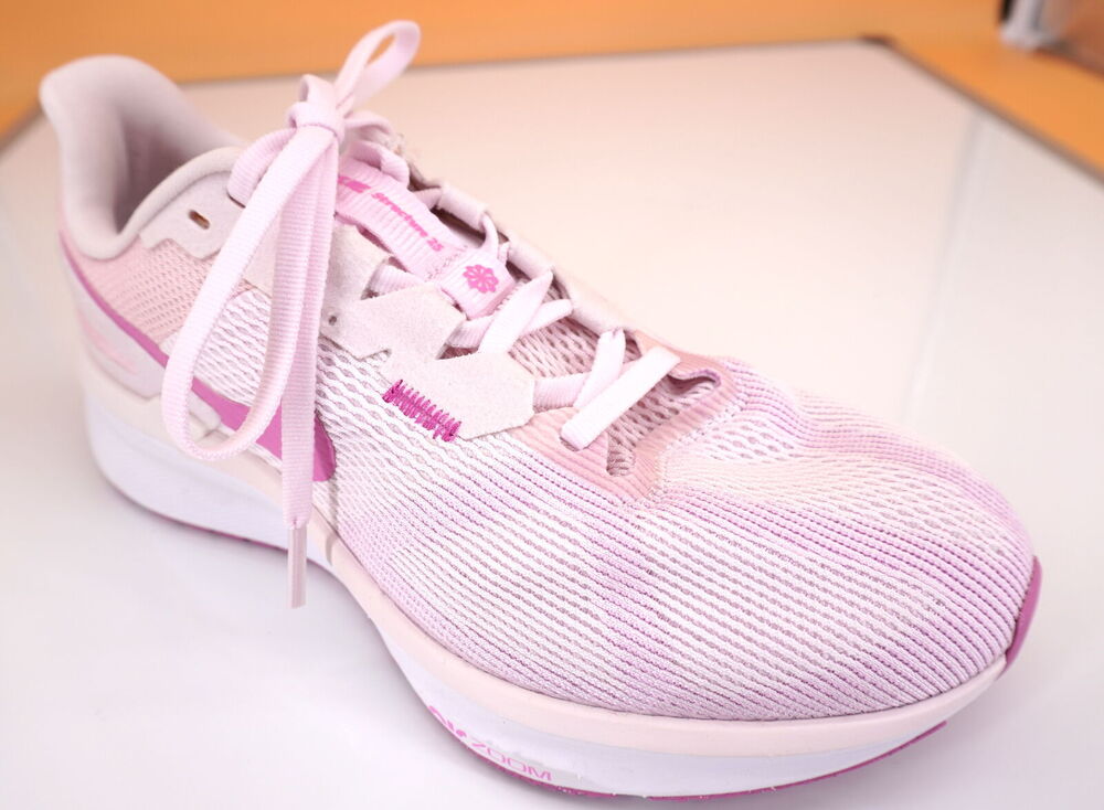 Nike Structure 25 Pearl Pink Womens Road Running Shoes SZ 7 New $140